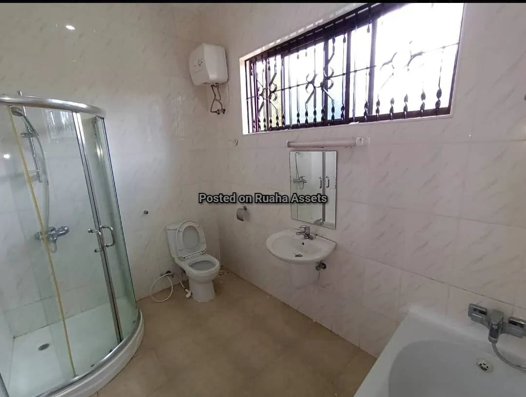 Nyumba kubwa ya kisasa inauzwa Mbezi kwa Msuguri image 16