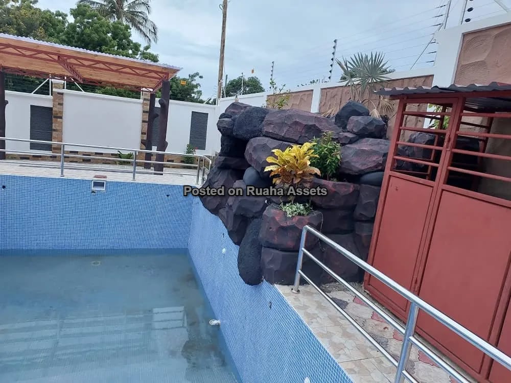 A Dazzling Stand alone House for Sale image 2