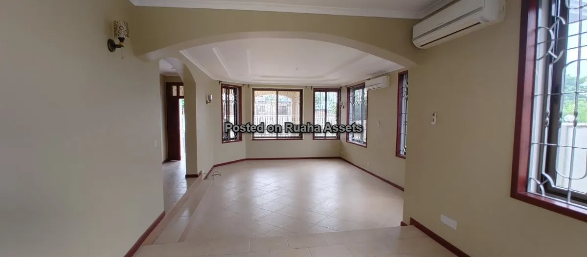 Big 2 storey flat for sale at Bahari Beach Dar es Salaam image 9