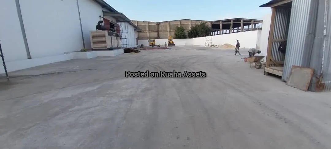 Warehouse for lease along Nyerere road. image 2