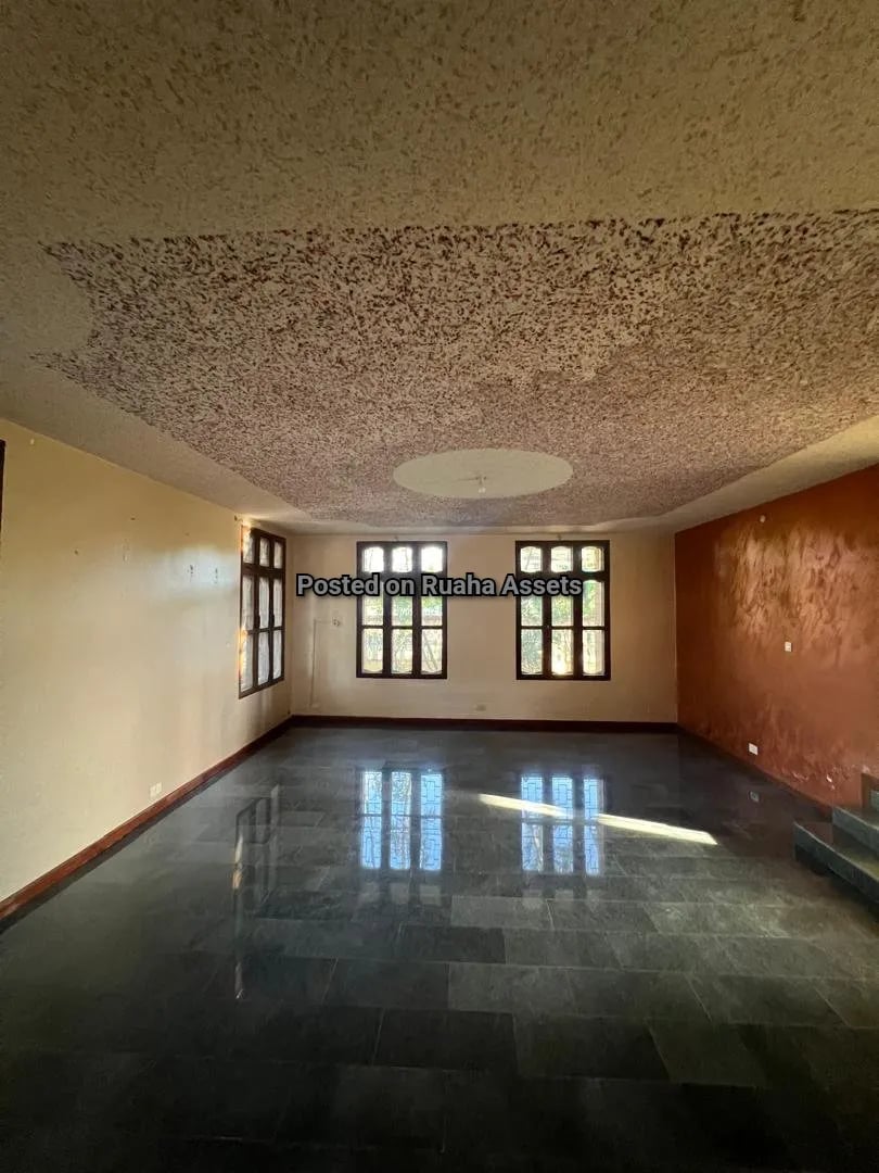 Villa inauzwa Bahari beach image 9