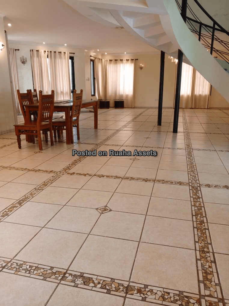 Beach front House for Sale image 10