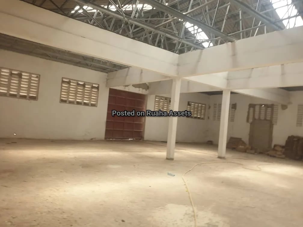 House with Warehouse for rent at Mapinga image 5