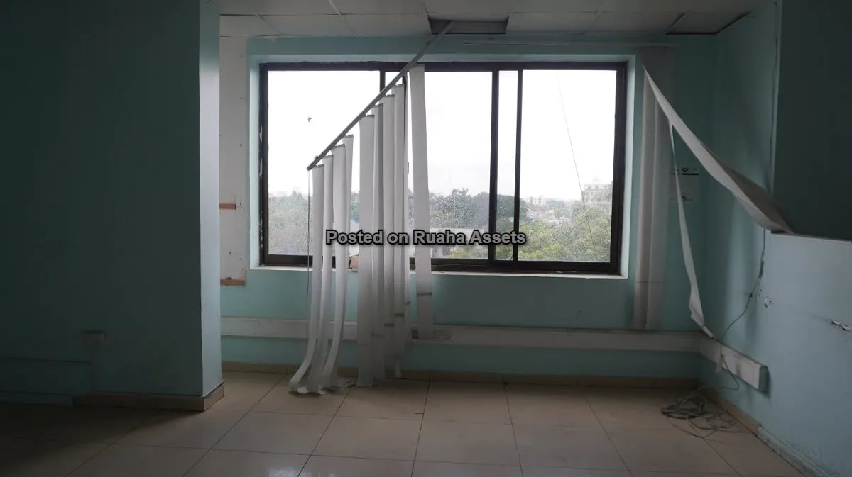 A Large Office Space For Rent image 10
