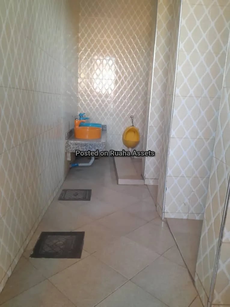 Shule Nzuri ya Kisasa Inauzwa Madale image 5