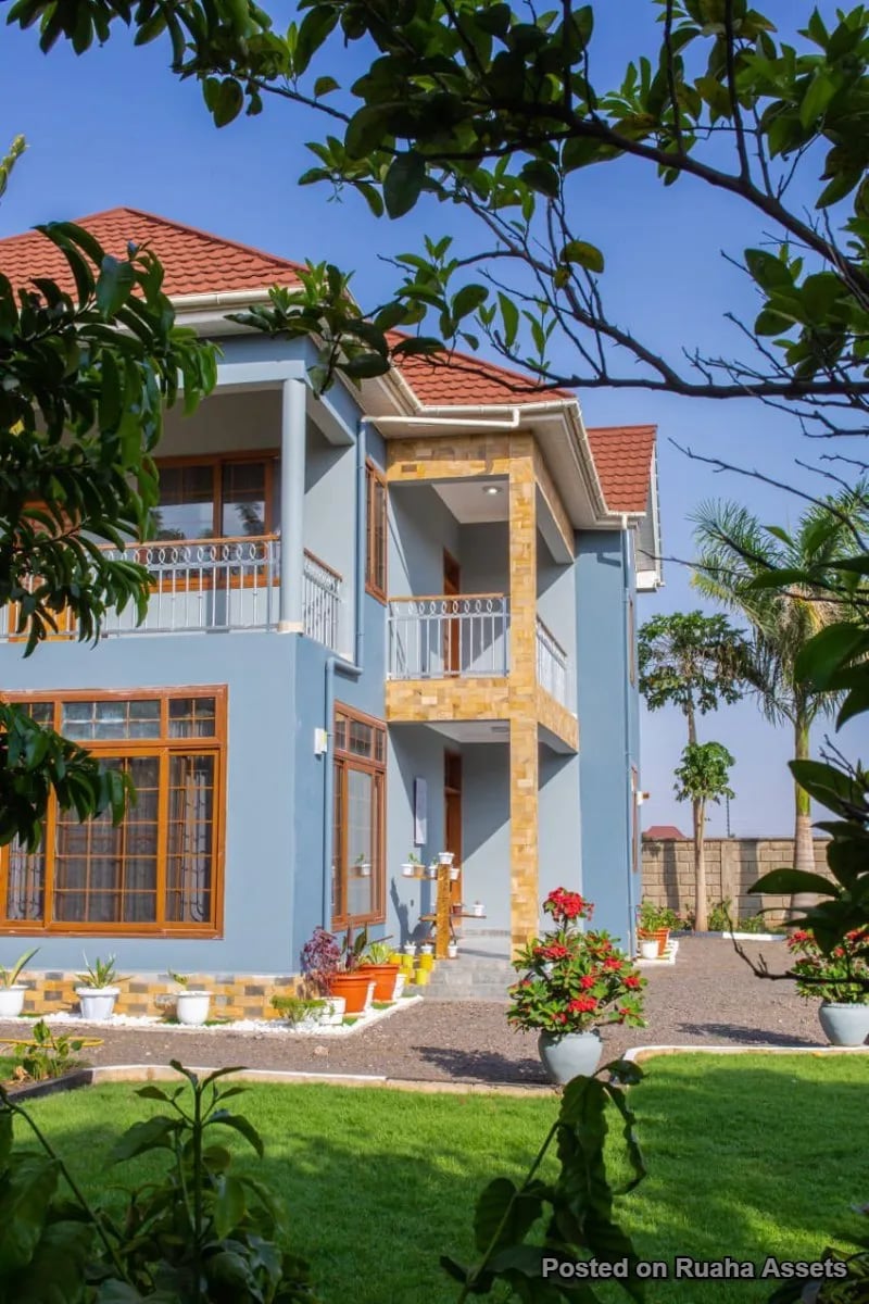 Lerai Luxury Homes image 11