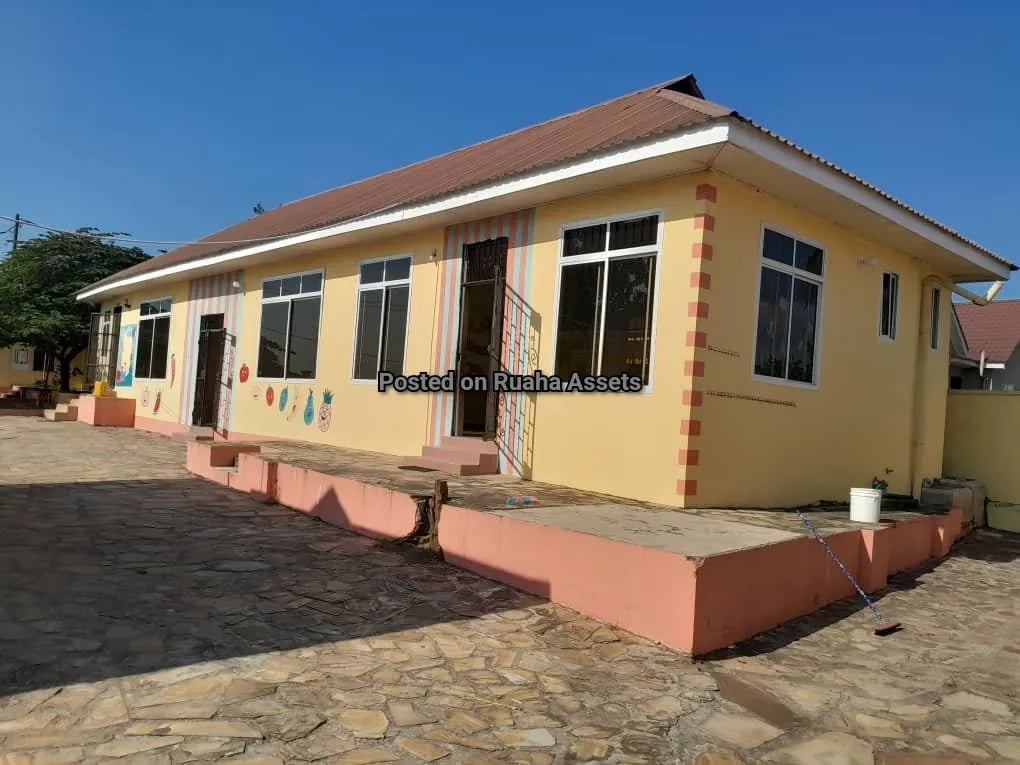 Shule Nzuri ya Kisasa Inauzwa Madale image 9