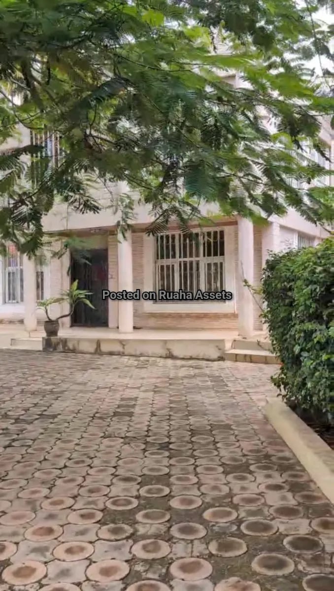 Four Bedroom Standalone for rent at Oysterbay image 3