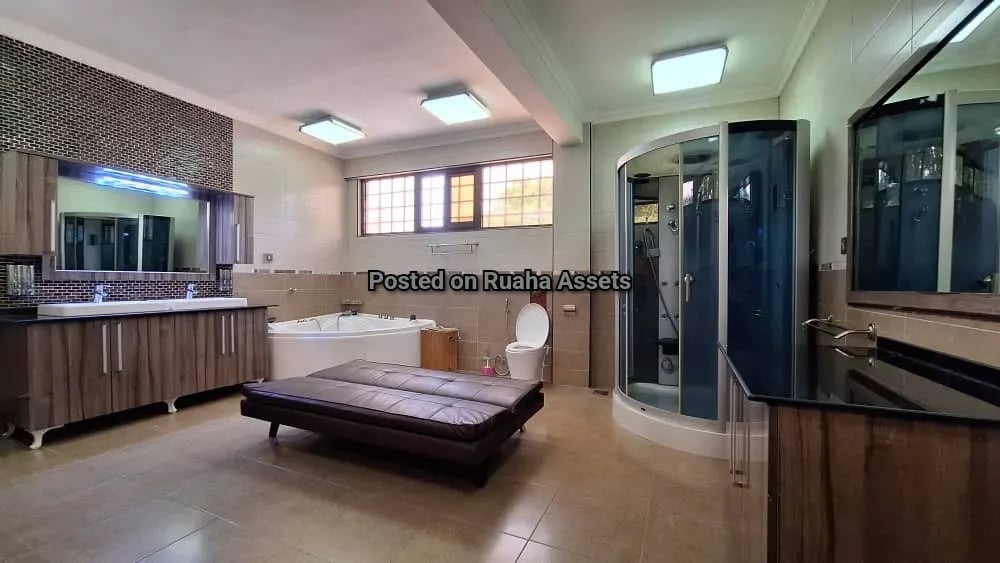 Spacious Luxury Home for Rent in Masaki image 25