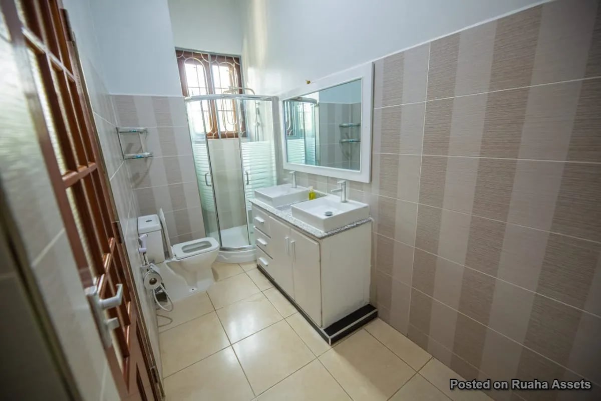 Lerai Luxury Homes image 10