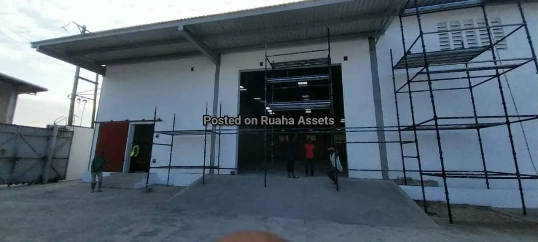 Warehouse for lease along Nyerere road. image 4