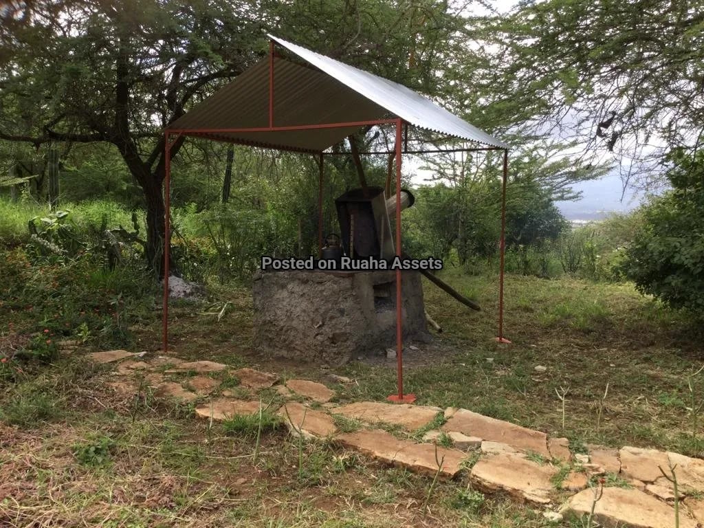 Big Plot with a House for Sale Njiro Arusha image 8