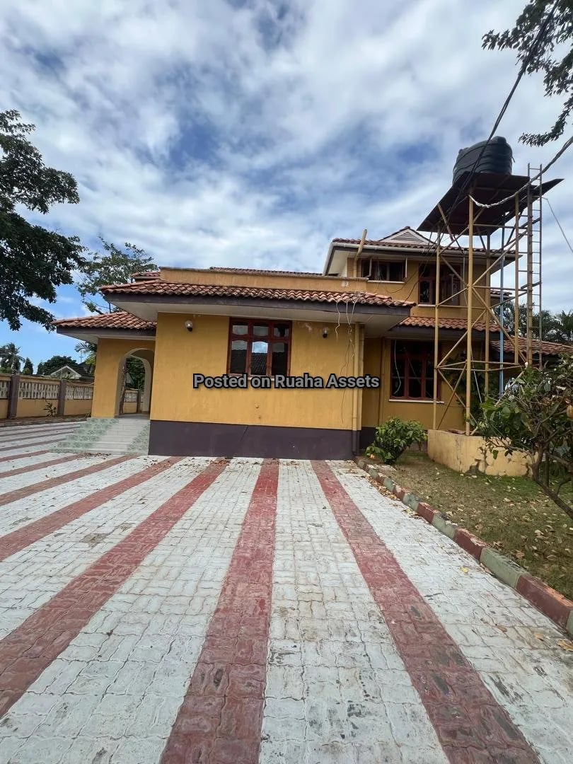 Villa inauzwa Bahari beach image 7