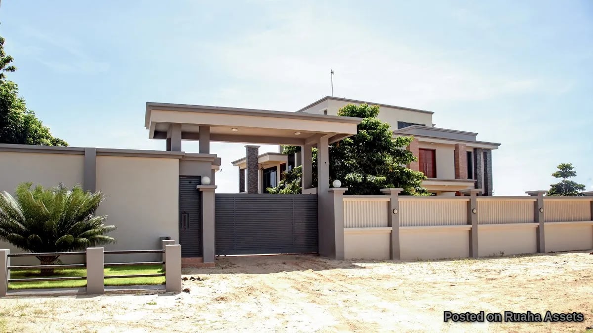 One-story living, endless possibilities image 2