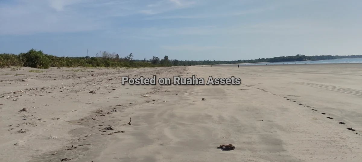 Beach plot at Pangani Mjini image 2