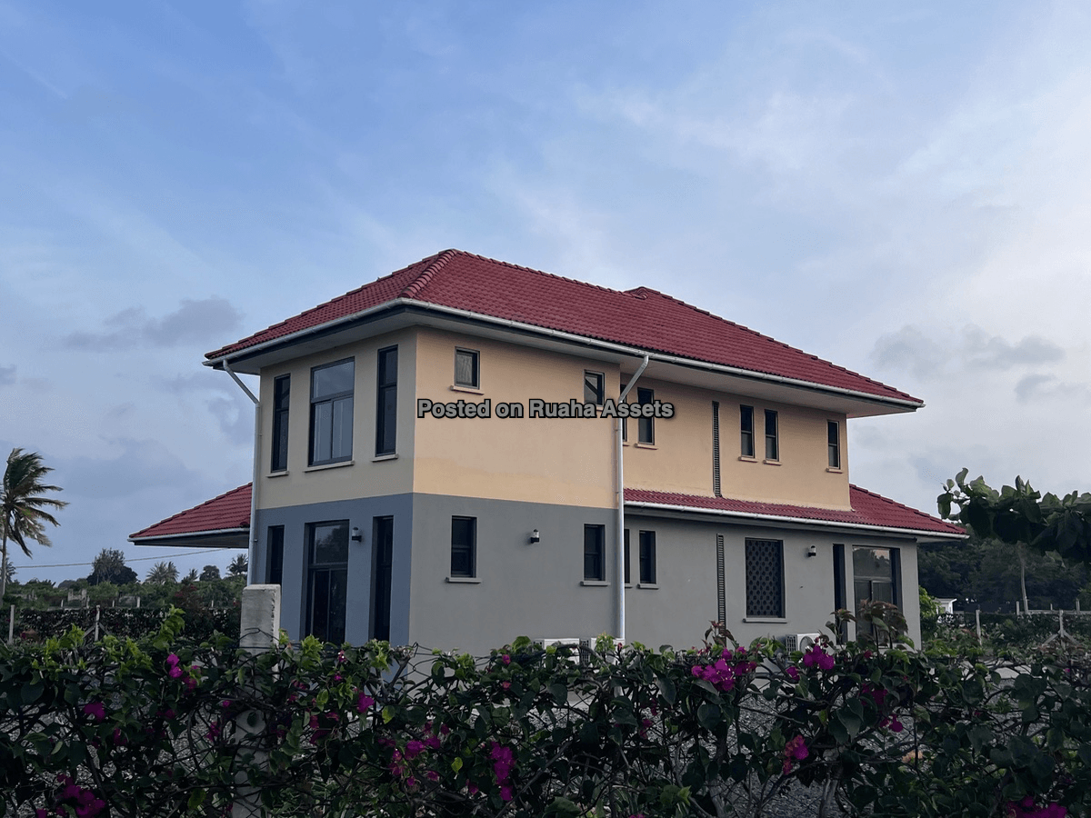 Luxurious 3-Bedroom Beach Front Villa in a gated community at Gezaulole Seaside Estate, Kigamboni image 4