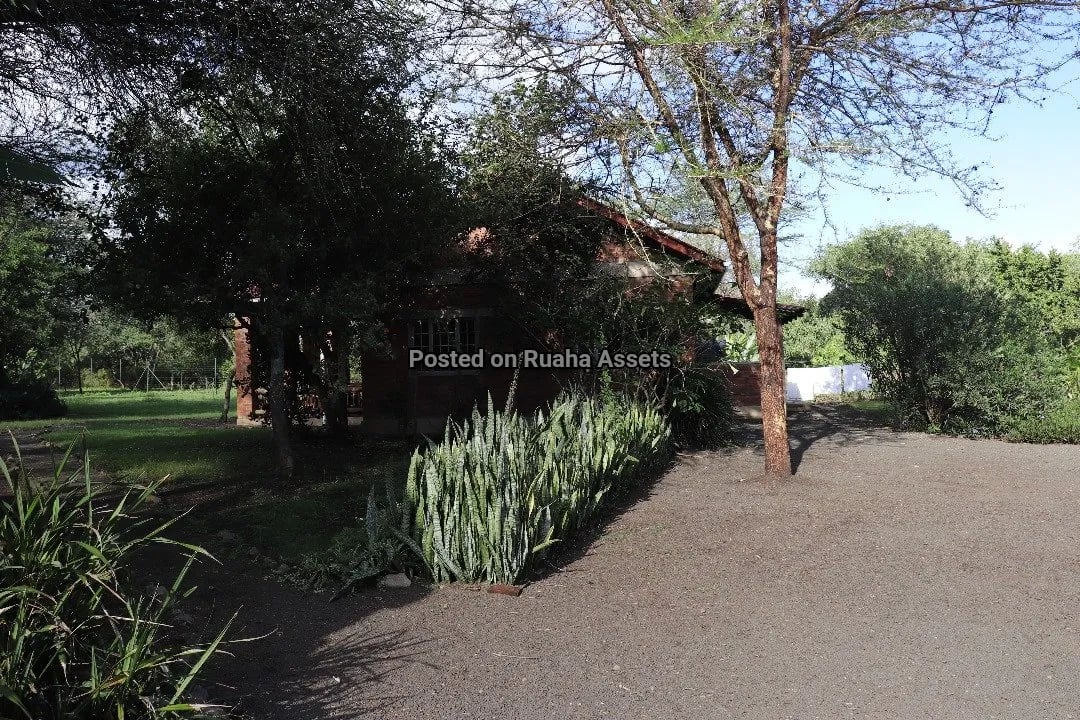 House for Sale on 15 acres for sale at Kili golf Arusha image 2